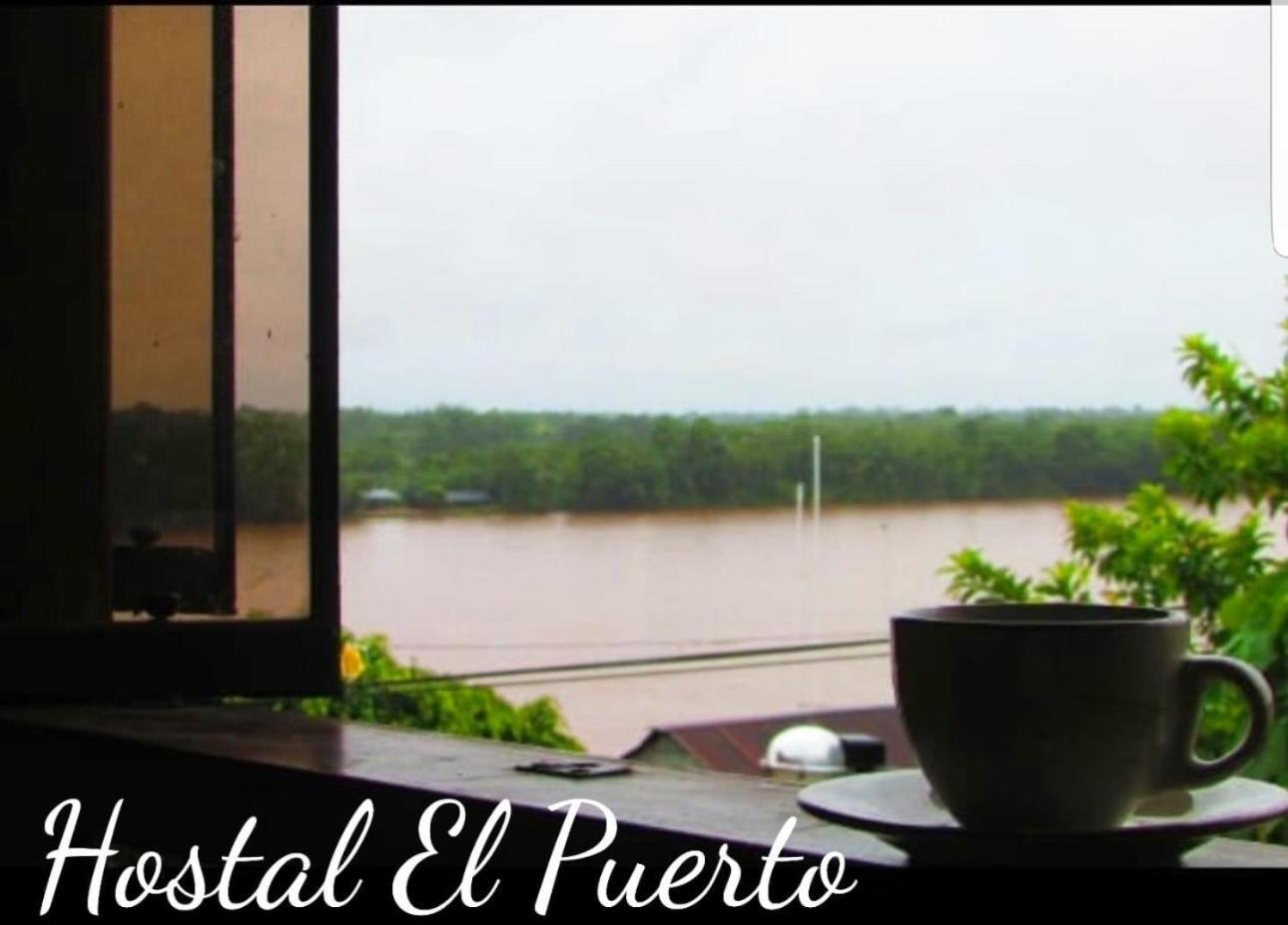 Hostal El Puerto Yurimaguas エクステリア 写真