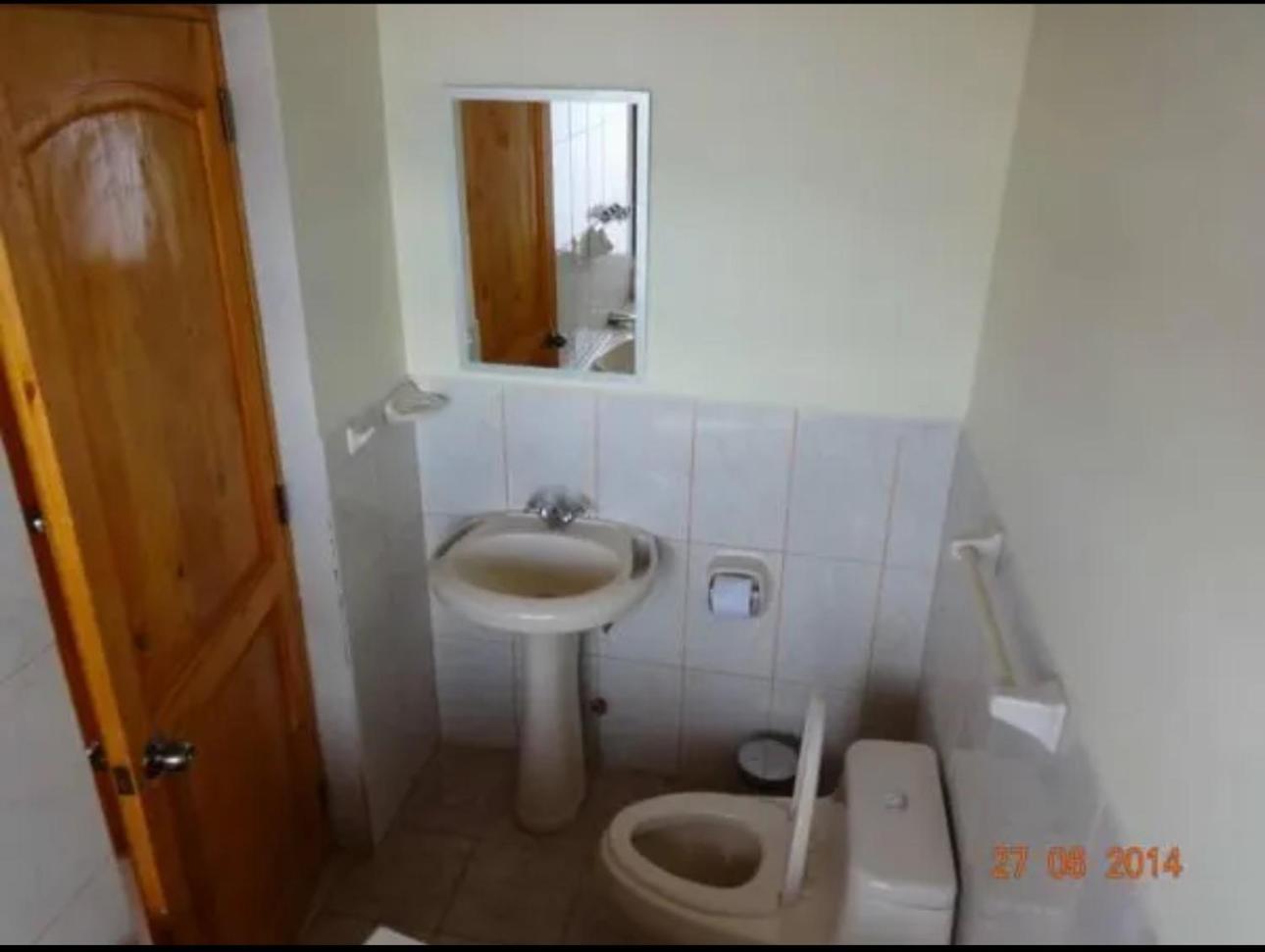 Hostal El Puerto Yurimaguas エクステリア 写真