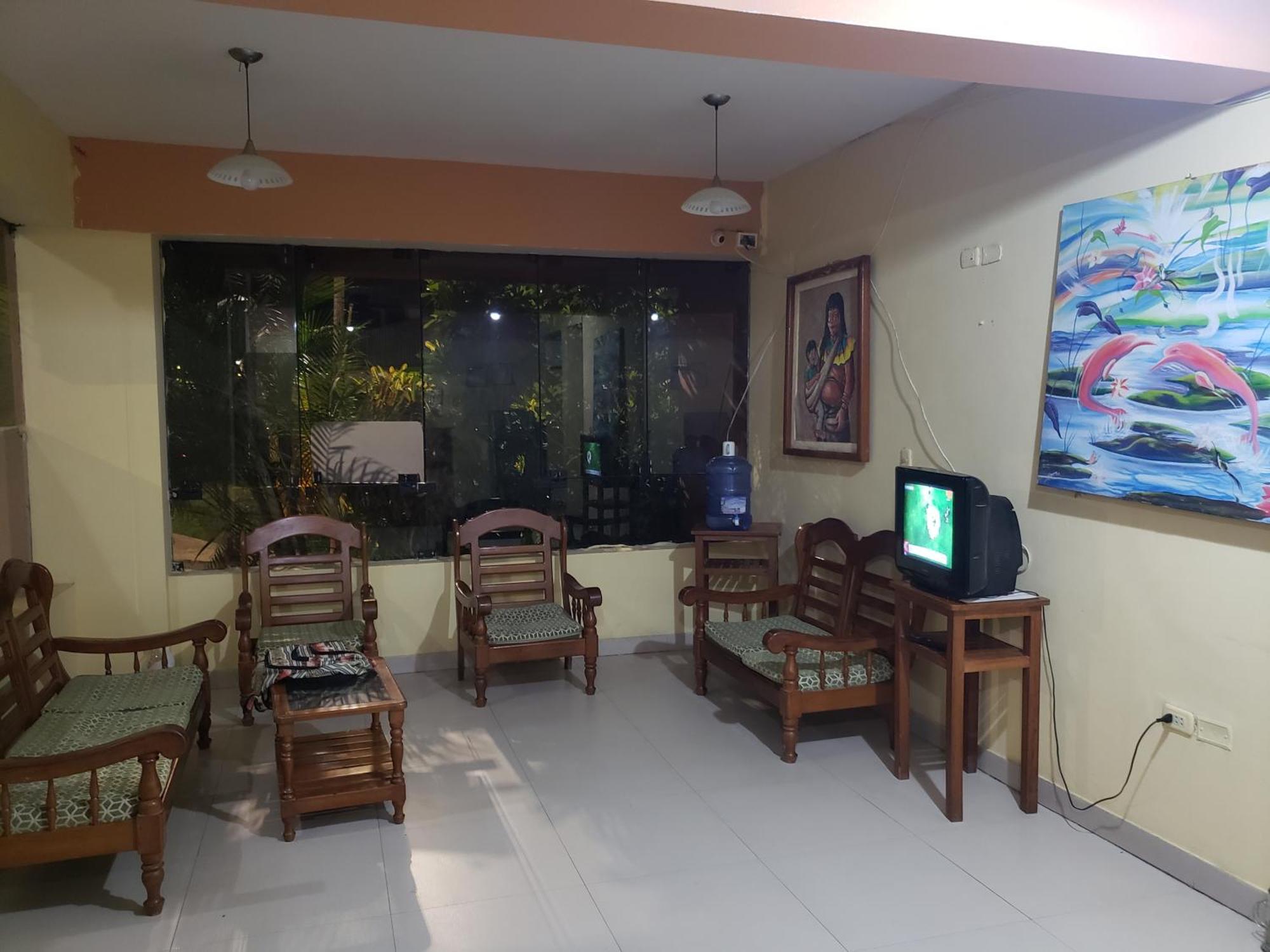 Hostal El Puerto Yurimaguas エクステリア 写真