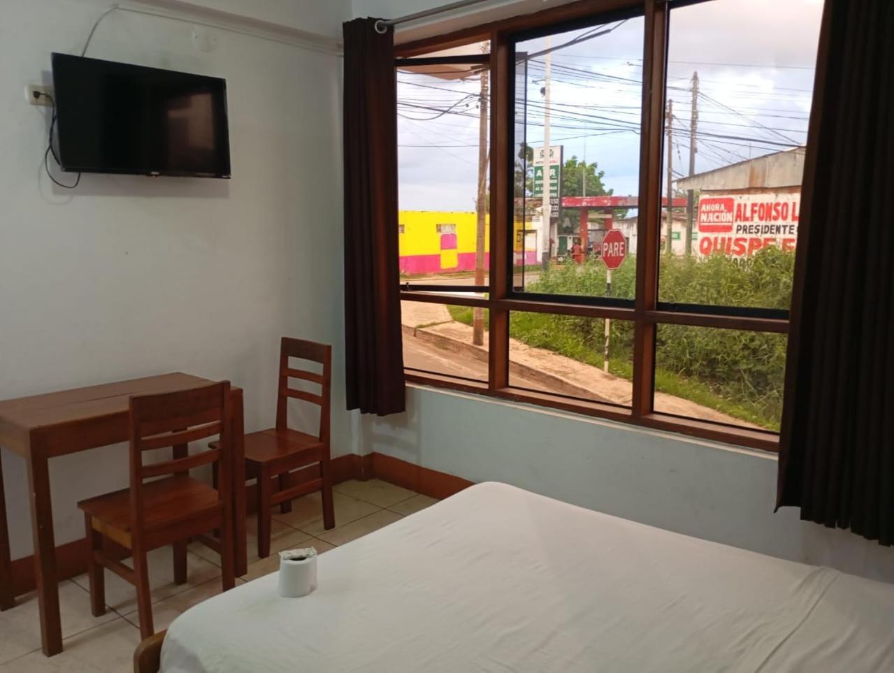 Hostal El Puerto Yurimaguas エクステリア 写真
