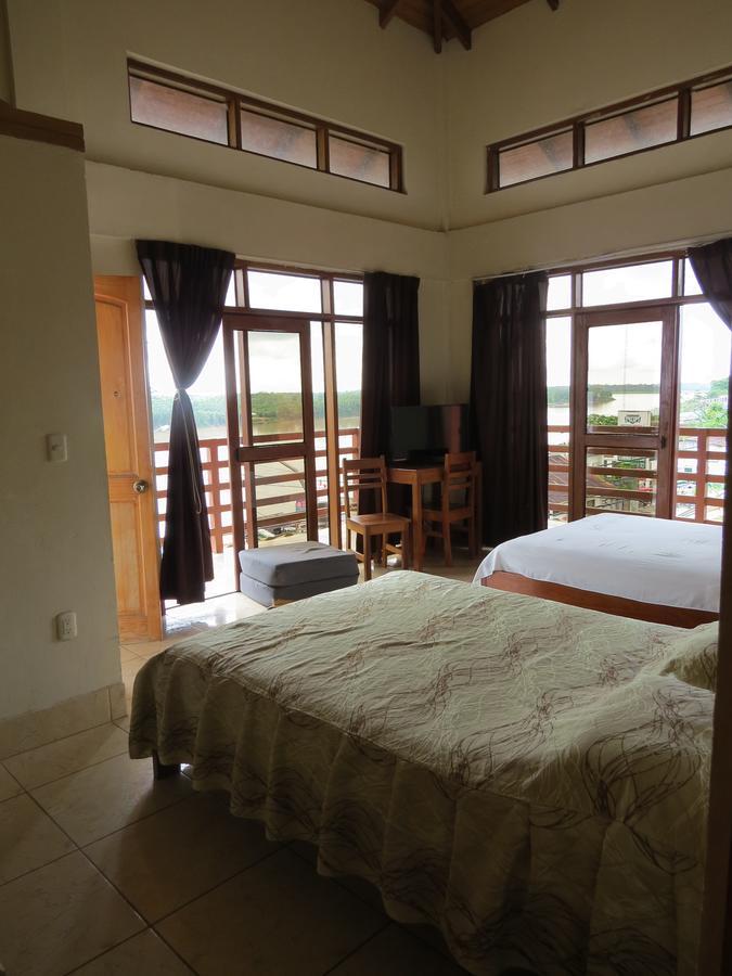 Hostal El Puerto Yurimaguas エクステリア 写真