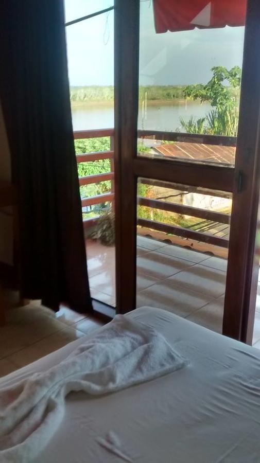 Hostal El Puerto Yurimaguas エクステリア 写真